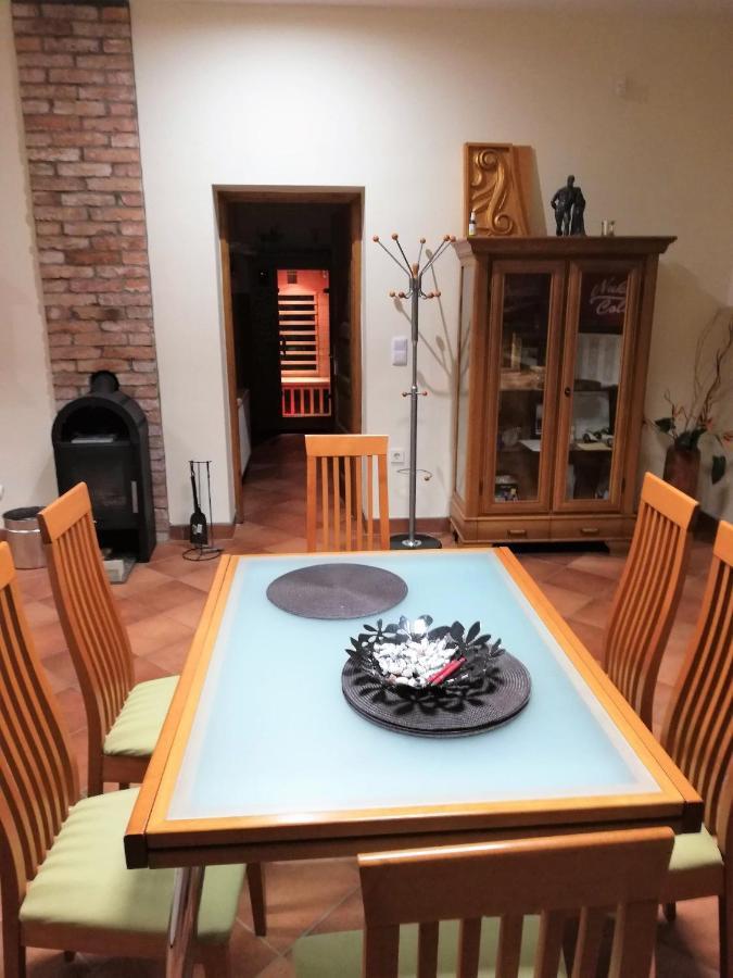 Parva Foresta Appartement Miskolc Buitenkant foto