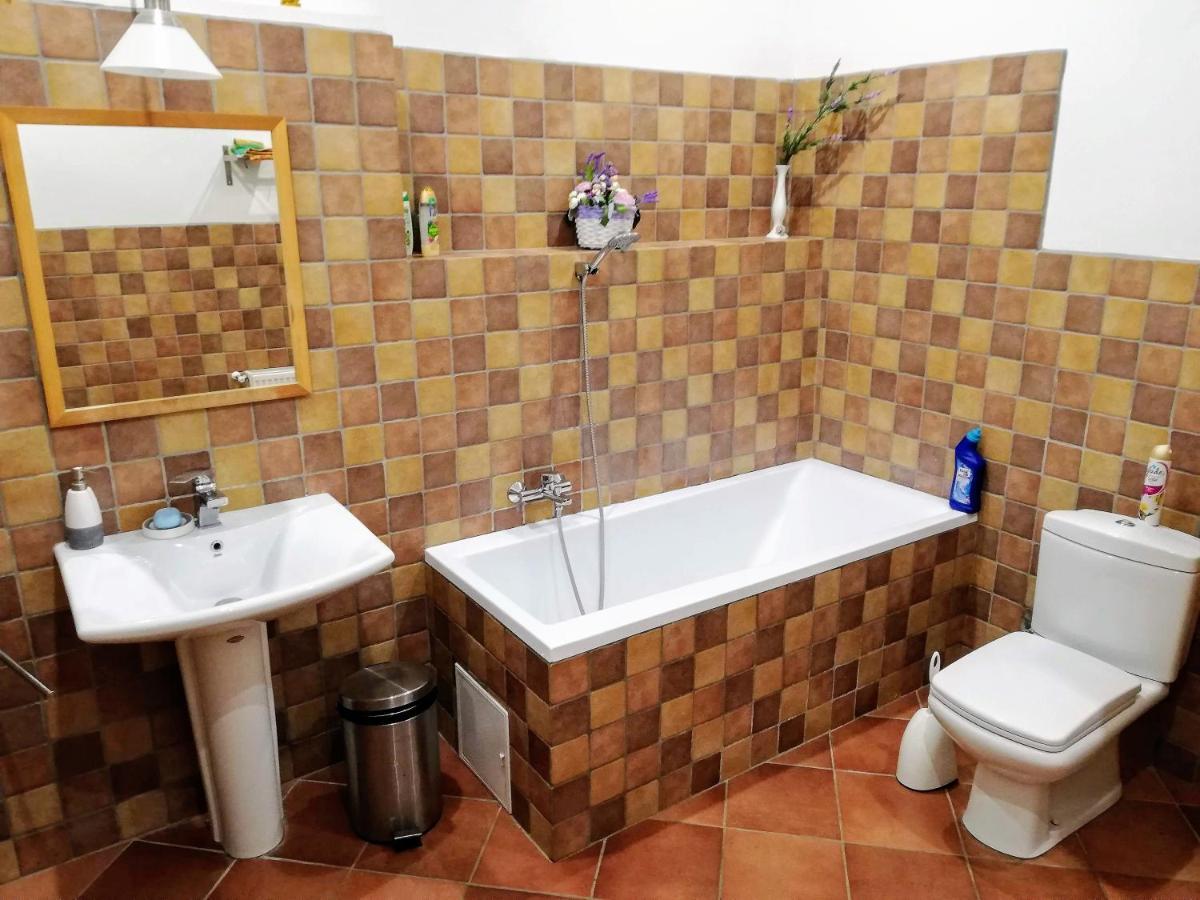 Parva Foresta Appartement Miskolc Buitenkant foto